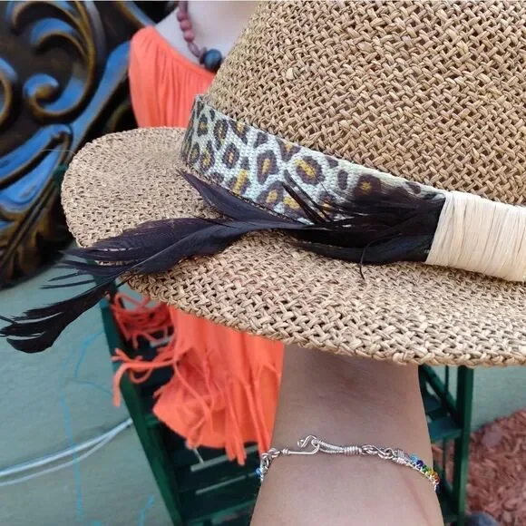 VINTAGE FABINI NY 100% Straw SunHat with Cheetah Print Band & Black Feathers - Picture 9 of 13